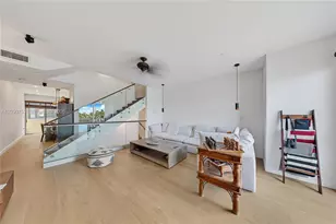 1874 N Shore Dr, Miami Beach, FL 33141 - Photo 10
