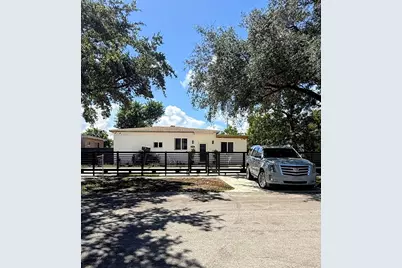 1560 NW 124th St, North Miami, FL 33167 - Photo 2