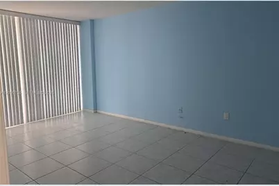 9341 Collins Ave #903, Surfside, FL 33154 - Photo 4