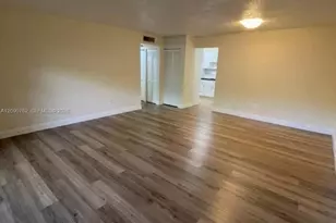 7915 SW 86th St, Miami, FL 33143 - Photo 6