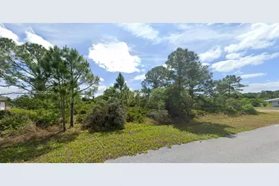 645 Buccaneer St NW, Lake Placid, FL 33852 - Photo 1