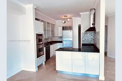 218 SE 14th St #1901, Miami, FL 33131 - Photo 6