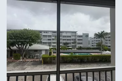 330 SE 2nd St #202E, Hallandale Beach, FL 33009 - Photo 6