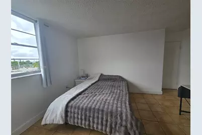[Address not provided], Miami Beach, FL 33141 - Photo 48