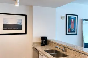 601 NE 36th St, Miami, FL 33137 - Photo 4
