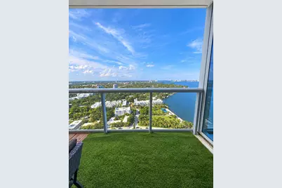 601 NE 36th St #3105, Miami, FL 33137 - Photo 2