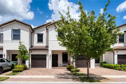 15981 SW 2nd Pl, Pembroke Pines, FL 33027 - Photo 1
