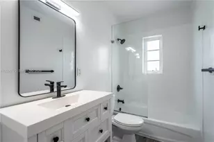 1007 Bay Dr, Miami Beach, FL 33141 - Photo 14