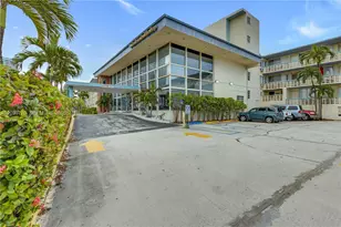 6484 Indian Creek Dr, Miami Beach, FL 33141 - Photo 1