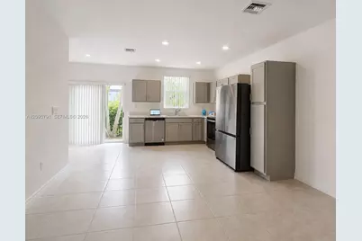 364 NW 8th Ct #364, Pompano Beach, FL 33060 - Photo 2