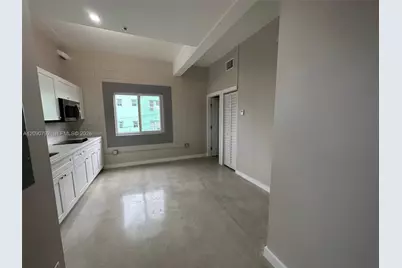 320 SW 13th Ave #302, Miami, FL 33135 - Photo 4