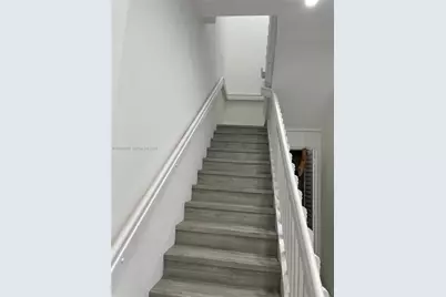 2300 NW 7th Street #104, Miami, FL 33125 - Photo 8