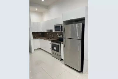 2300 NW 7th Street #104, Miami, FL 33125 - Photo 2