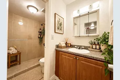 9760 SW 184th St #3D, Cutler Bay, FL 33157 - Photo 14