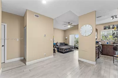 680 Cypress Club Way #G10, Deerfield Beach, FL 33064 - Photo 4