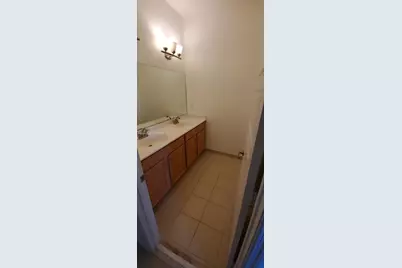 652 NE 191st Ter #0, Miami, FL 33179 - Photo 20
