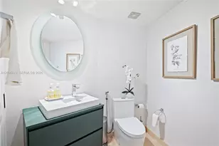 19111 Collins Ave, Sunny Isles Beach, FL 33160 - Photo 20