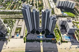 19111 Collins Ave, Sunny Isles Beach, FL 33160 - Photo 36