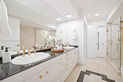 19111 Collins Ave #2207, Sunny Isles Beach, FL 33160 - Photo 14