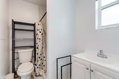 1238 NW 57th St, Miami, FL 33142 - Photo 26