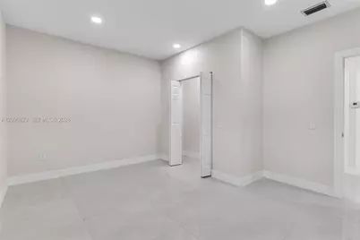 559 NW 2nd St #B, Florida City, FL 33034 - Photo 6