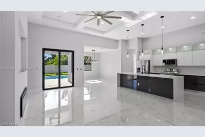 411 SW 19 Ave, Cape Coral, FL 33991 - Photo 4