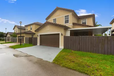 24423 SW 118th Ave, Homestead, FL 33032 - Photo 1