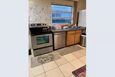 4610 SW 43rd Ter, Dania Beach, FL 33314 - Photo 4