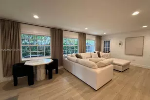 9221 SW 24th Terrace, Miami, FL 33165 - Photo 10