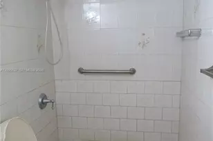 9270 Fontainebleau Blvd, Miami, FL 33172 - Photo 42