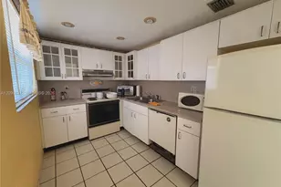 9270 Fontainebleau Blvd, Miami, FL 33172 - Photo 46