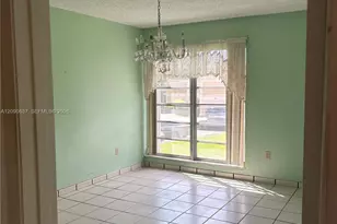 9270 Fontainebleau Blvd, Miami, FL 33172 - Photo 20