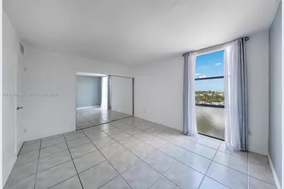 2350 NE 135th St #811, North Miami, FL 33181 - Photo 30
