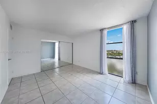 2350 NE 135th St, North Miami, FL 33181 - Photo 30
