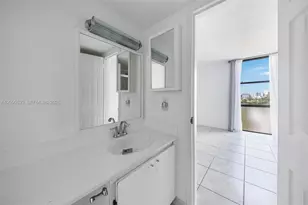 2350 NE 135th St, North Miami, FL 33181 - Photo 34