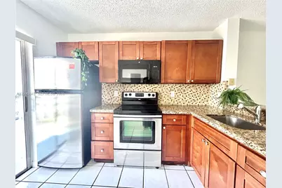 2575 SW 27th Ave #509, Miami, FL 33133 - Photo 4