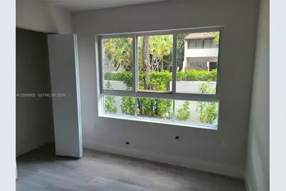 2555 NE 193 St #2114, Miami, FL 33180 - Photo 6