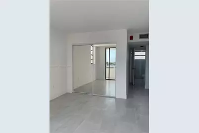 6820 Indian Creek Dr #4D, Miami Beach, FL 33141 - Photo 8