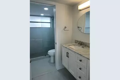 6820 Indian Creek Dr #4D, Miami Beach, FL 33141 - Photo 10
