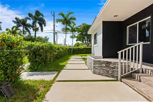 580 Lee Dr, Miami Springs, FL 33166 - Photo 8