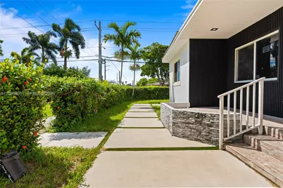 580 Lee Dr, Miami Springs, FL 33166 - Photo 8