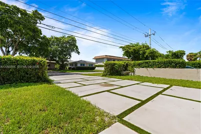 580 Lee Dr, Miami Springs, FL 33166 - Photo 72