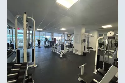 3140 S Ocean Dr #305, Hallandale Beach, FL 33009 - Photo 4