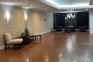 9735 NW 52nd St, Doral, FL 33178 - Photo 12