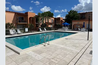 7200 Fairway Dr #H5, Miami Lakes, FL 33014 - Photo 24