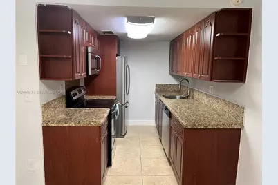7200 Fairway Dr #H5, Miami Lakes, FL 33014 - Photo 8