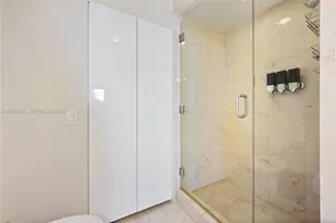 6365 Collins Ave, Miami Beach, FL 33141 - Photo 4