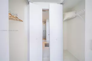 501 NE 31st St, Miami, FL 33137 - Photo 20