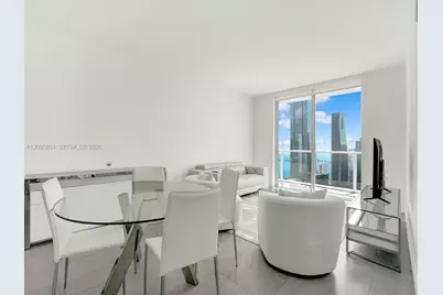 1100 S Miami Ave #3704, Miami, FL 33130 - Photo 6
