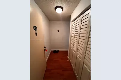 210 SW 11th St #406, Miami, FL 33130 - Photo 2